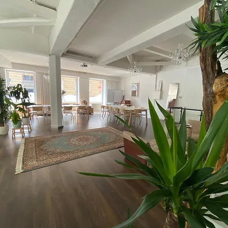 Holiday home Superschoenes Lunca 220qm In West *