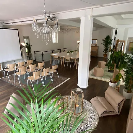 Superschoenes Lunca 220qm In West Holiday home Stuttgart