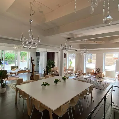 Holiday home Superschoenes Lunca 220qm In West Stuttgart