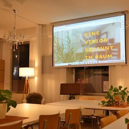 Dom wakacyjny Superschoenes Lunca 220qm In West Stuttgart